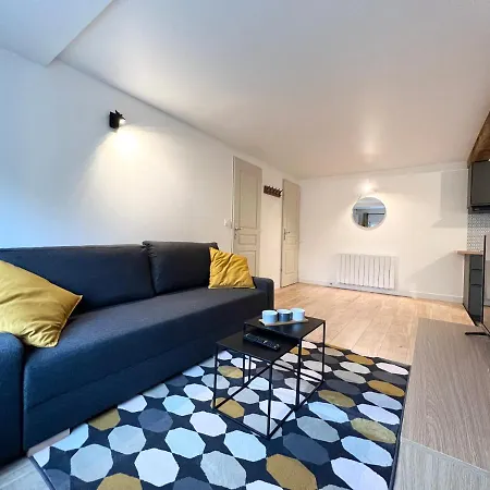 Apartament Le Moretain - 400m Gare - Jardin - Centre Moret-sur-Loing